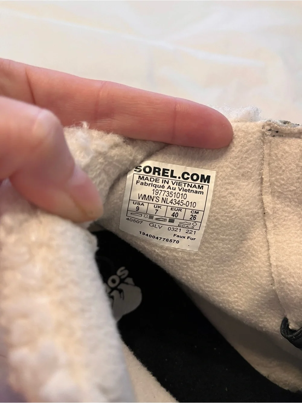 Sorel harlow lace